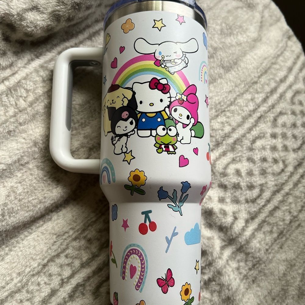 Sanrio Hello Kitty & Friends 40 oz Tumbler